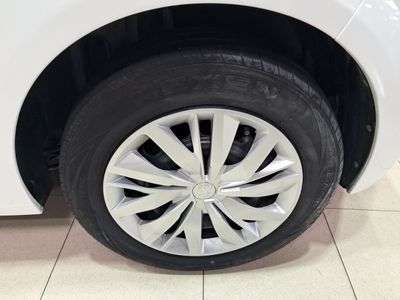 peugeot-208-bluehdi-73kw-100cv-active-27 Thumbnail