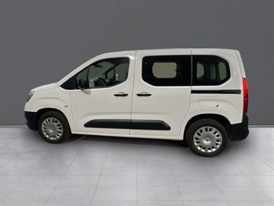 opel-combo-1-5-cdti-combi-100cv-23 Thumbnail