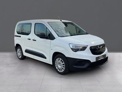 opel-combo-1-5-cdti-combi-100cv-2 Thumbnail