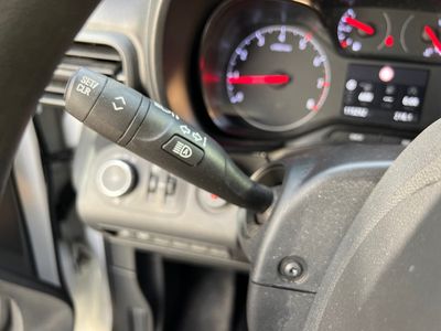 opel-combo-1-5-cdti-combi-100cv-13 Thumbnail