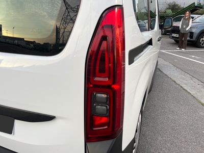 opel-combo-1-5-cdti-combi-100cv-27 Thumbnail