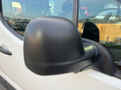 opel-combo-1-5-cdti-combi-100cv-30 Thumbnail