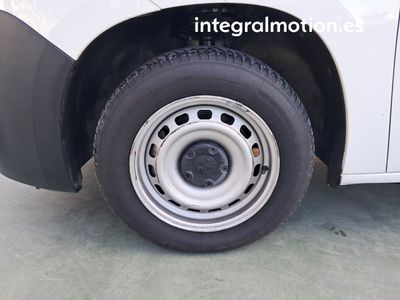 peugeot-partner-1-5-hdi-furgon-100cv-17 Thumbnail