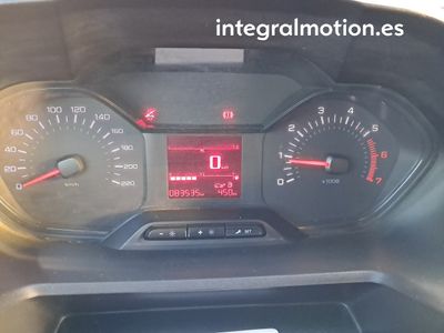 peugeot-partner-1-5-hdi-furgon-100cv-8 Thumbnail