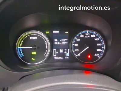 mitsubishi-outlander-2-0-phev-kaiteki-auto-4wd-7 Thumbnail