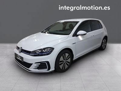 volkswagen-golf-1-4-tsi-dsg-gte-0