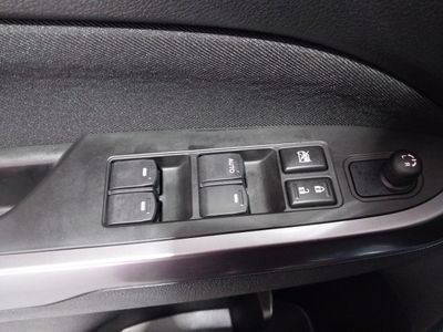 suzuki-vitara-1-4-t-s2-mild-hybrid-31 Thumbnail