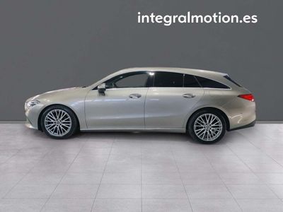 mercedes-cla-shooting-brake-180-d-23 Thumbnail