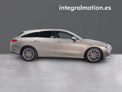 mercedes-cla-shooting-brake-180-d-25 Thumbnail