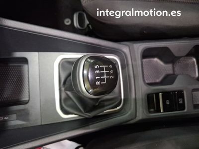 volkswagen-caddy-origin-2-0-tdi-11 Thumbnail