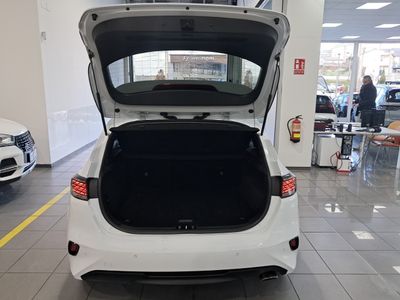 kia-ceed-1-0-t-gdi-74kw-100cv-concept-29 Thumbnail