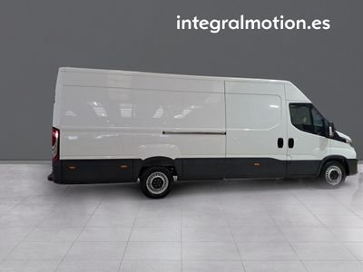 iveco-daily-2-3-td-35s-16-v-l4h2-16-m3-15 Thumbnail