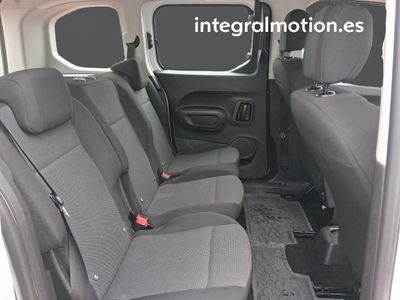 opel-combo-combi-life-1-5-td-100cv-s-s-edition-l-16 Thumbnail