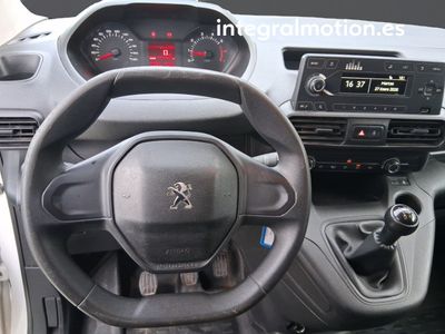 peugeot-partner-furgon-1-5blue-hdi-75-pro-6 Thumbnail
