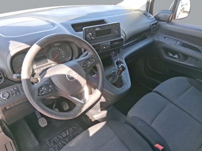 opel-combo-cargo-furgon-1-5td-s-s-l-3pzs-7 Thumbnail