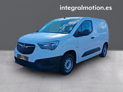 opel-combo-cargo-furgon-1-5td-s-s-l-3pzs-0