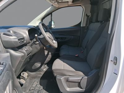 opel-combo-cargo-furgon-1-5td-s-s-l-3pzs-6 Thumbnail