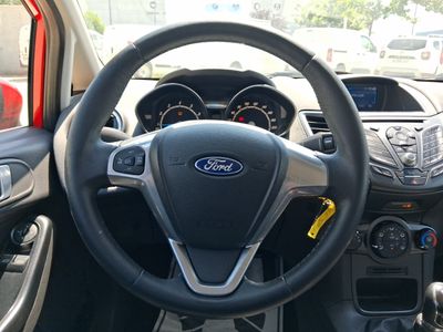 ford-fiesta-1-0-ecoboost-100cv-trend-5p-10 Thumbnail