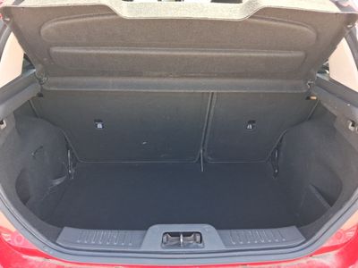ford-fiesta-1-0-ecoboost-100cv-trend-5p-29 Thumbnail