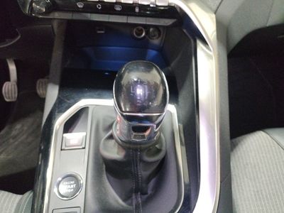 peugeot-3008-1-5-bluehdi-96kw-130cv-s-s-allure-16 Thumbnail