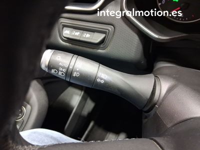 renault-clio-business-blue-dci-63-kw-85cv-12 Thumbnail