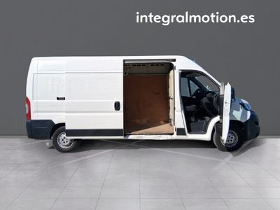 peugeot-boxer-furgon-2-2blue-hdi-335-l3h2-15 Thumbnail