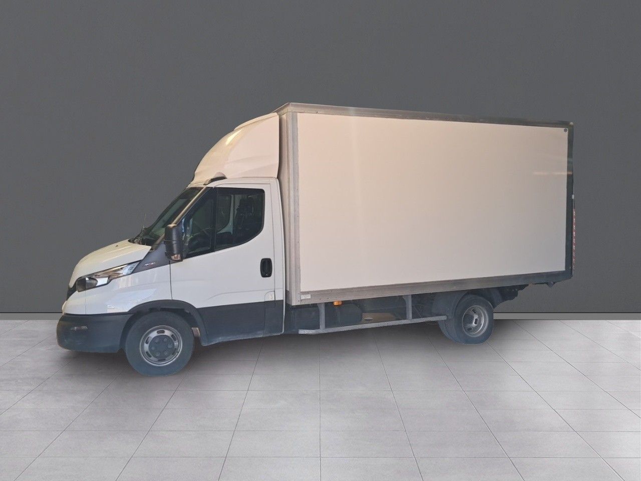 Iveco Daily 35C15 3.0 D 150CV PAQUETERA CON PLATAFORMA