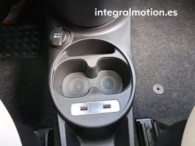 fiat-500-dolcevita-1-0-hybrid-51kw-70-cv-18 Thumbnail