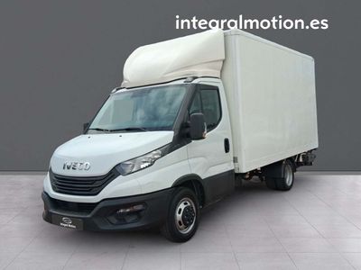 iveco-daily-35s13-doble-rueda-con-plataforma-elevadora-0