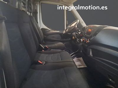 iveco-daily-35c15-3-0-d-150cv-caja-abierta-con-volquete-11 Thumbnail