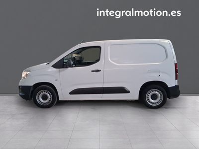 opel-combo-cargo-furgon-1-5td-s-s-l-3pzs-12 Thumbnail