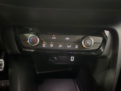 opel-corsa-1-2t-xhlhybrid-81kw-gs-edct-18 Thumbnail