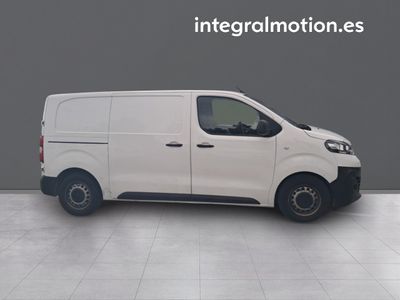 opel-vivaro-furgon-1-5-d-m-standar-120-13 Thumbnail