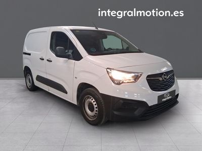 opel-combo-cargo-furgon-1-5td-s-s-l-3pzs-2 Thumbnail
