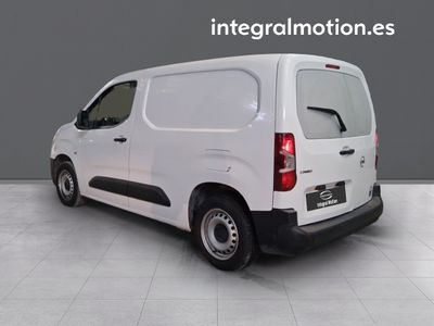 opel-combo-cargo-furgon-1-5td-s-s-l-3pzs-3 Thumbnail