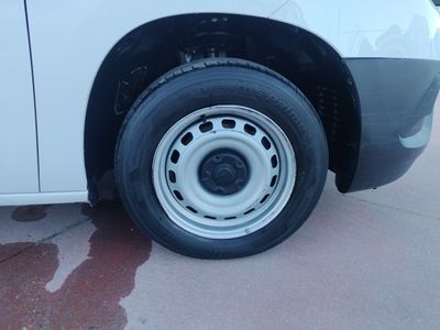 opel-combo-cargo-furgon-1-5td-s-s-l-19 Thumbnail