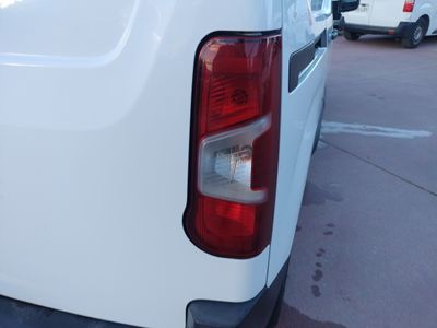 opel-combo-cargo-furgon-1-5td-s-s-l-18 Thumbnail