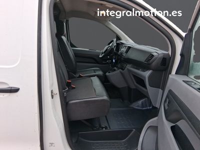 peugeot-expert-2-0-blue-hdi-120-s-s-long-9 Thumbnail