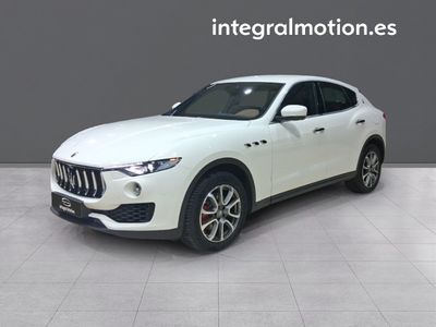 maserati-levante-v6-275-hp-d-awd-0