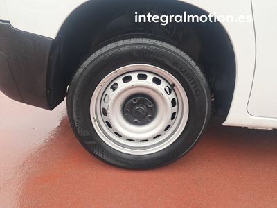 opel-combo-cargo-l1-carga-n-1-5-d-express-s-s-18 Thumbnail