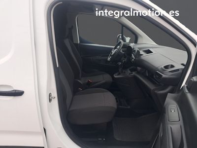 opel-combo-cargo-l1-carga-n-1-5-d-express-s-s-9 Thumbnail