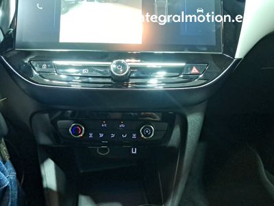 opel-corsa-1-2t-xhl-hybrid-81kw-edition-edct-16 Thumbnail