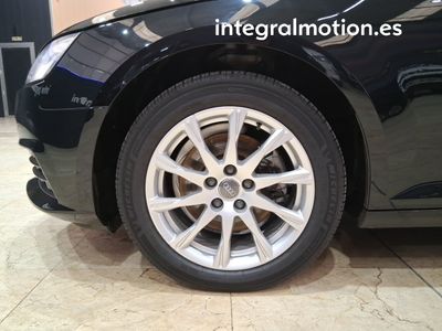 audi-a4-2-0-tdi-110kw-150cv-s-tron-advanced-ed-28 Thumbnail