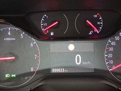 opel-corsa-1-2t-xhl-74kw-100cv-edition-7 Thumbnail