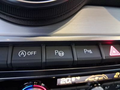 audi-q2-design-30-tfsi-85kw-116cv-34 Thumbnail