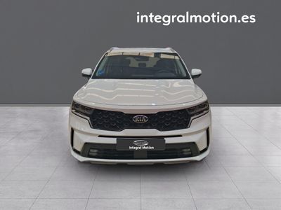 kia-sorento-1-6-t-gdi-phev-emotion-4x4-7pl-1 Thumbnail
