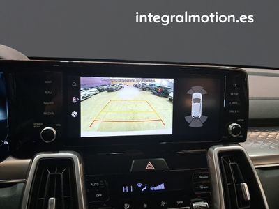 kia-sorento-1-6-t-gdi-phev-emotion-4x4-7pl-15 Thumbnail