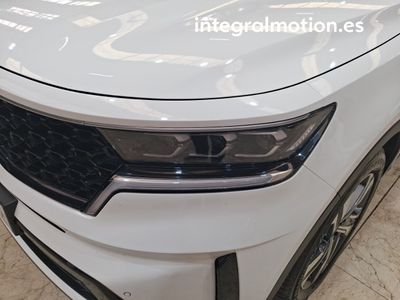 kia-sorento-1-6-t-gdi-phev-emotion-4x4-7pl-26 Thumbnail