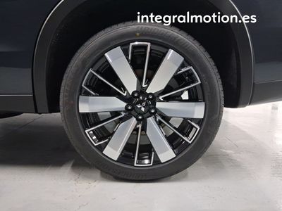 mitsubishi-outlander-phev-kaiteki-4wd-28 Thumbnail