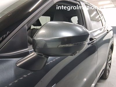 mitsubishi-outlander-phev-kaiteki-4wd-30 Thumbnail